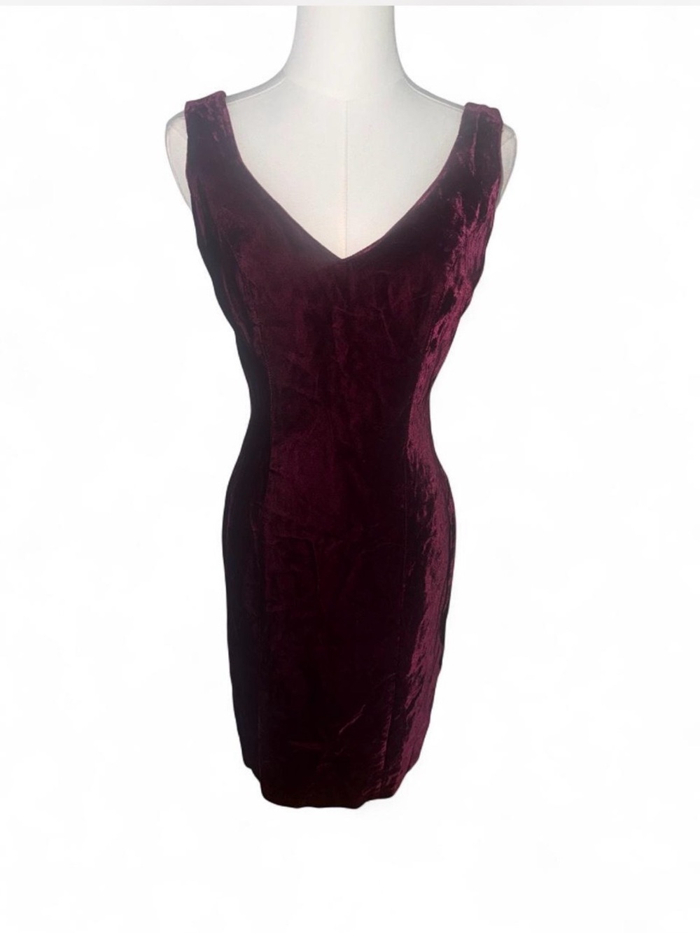 Sleeveless V-Neck Velvet Sheath Dress - Wine